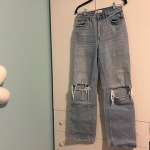 Abercrombie 90s Relaxed High Rise Jeans Light Wash Size 6 Tall